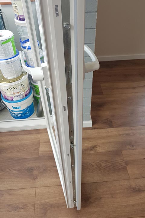 Окна Рехау Интелио 80